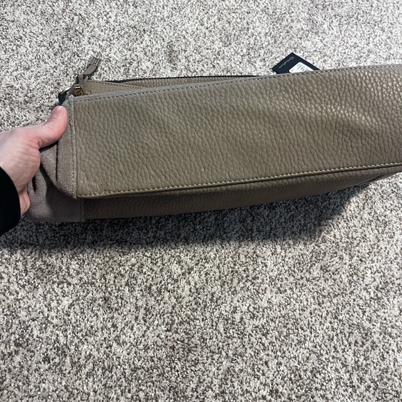 Moda Luxe Taupe Hobo Shoulder Bag Leather Suede Large Slouchy Boho Neutral Purse - Picture 13 of 16